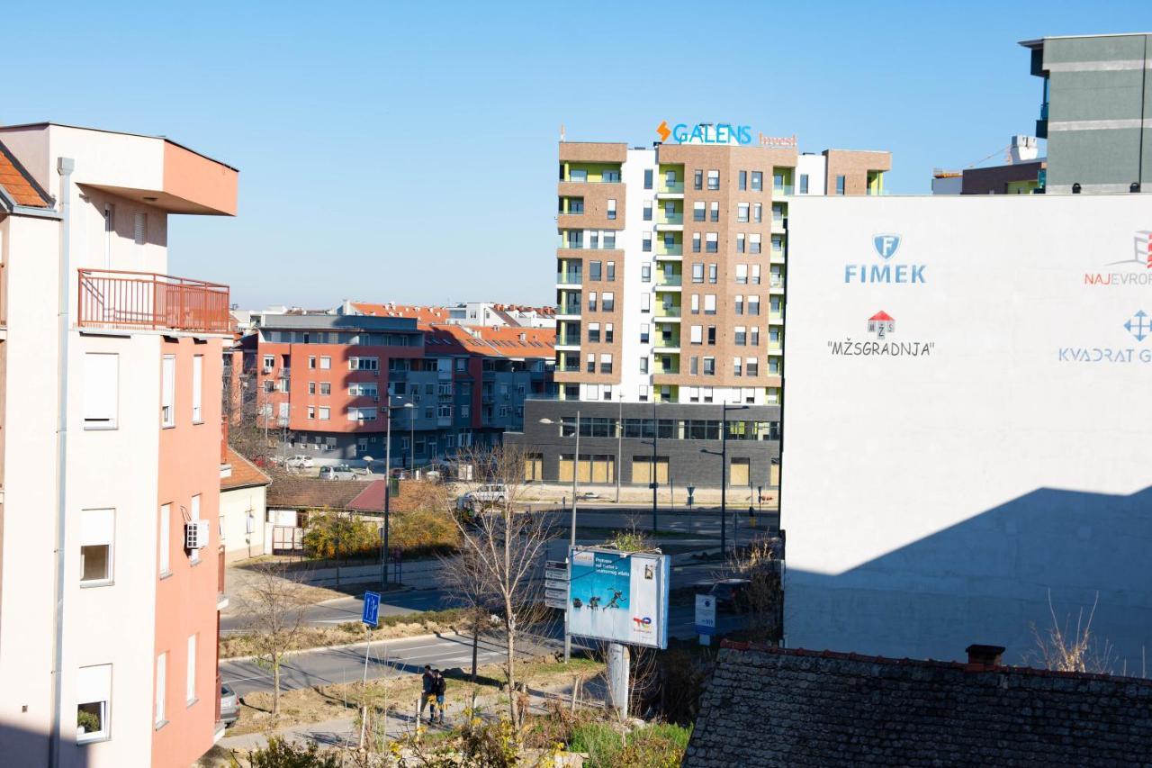Laura Apartment Novi Sad Buitenkant foto